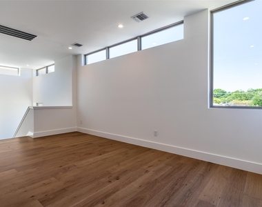 3344 Walchard Court - Photo Thumbnail 16