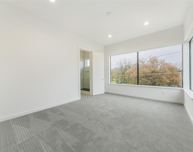 2326 Vagas Avenue - Photo Thumbnail 11