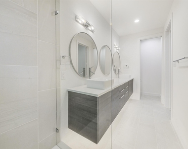 2326 Vagas Avenue - Photo Thumbnail 10