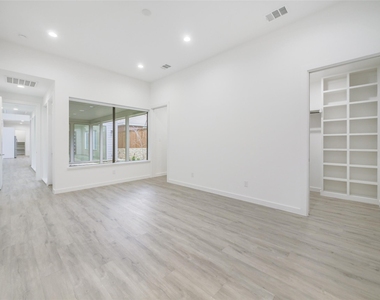 2326 Vagas Avenue - Photo Thumbnail 8