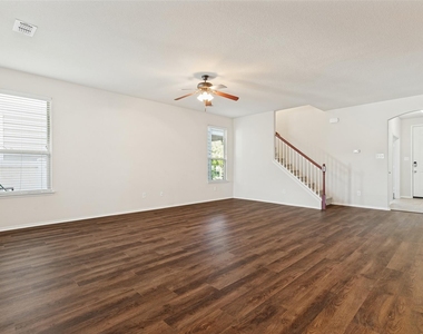 1108 Black Cherry Drive - Photo Thumbnail 5