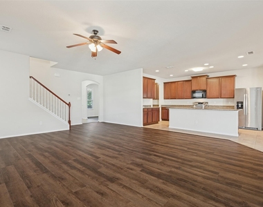 1108 Black Cherry Drive - Photo Thumbnail 6