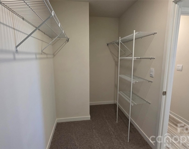 514 Blackpool Court - Photo Thumbnail 19