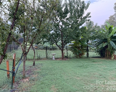 1733 Spears Drive Nw - Photo Thumbnail 24