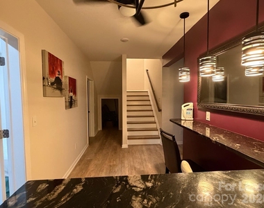 1733 Spears Drive Nw - Photo Thumbnail 5