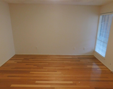 2715 Alden Avenue - Photo Thumbnail 11