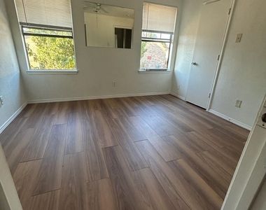 8003 Rothington Road - Photo Thumbnail 3