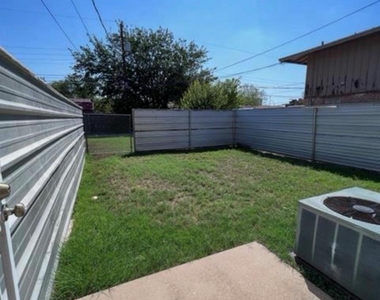 2415 Church Street - Photo Thumbnail 29
