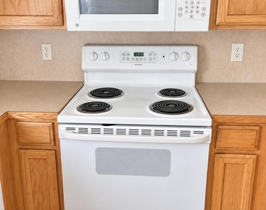 2415 Church Street - Photo Thumbnail 4