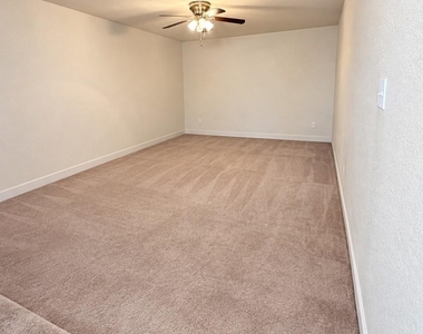 2415 Church Street - Photo Thumbnail 8