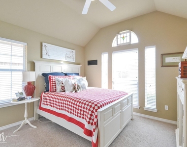 3234 Valley Forge Road - Photo Thumbnail 7