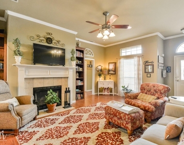 3234 Valley Forge Road - Photo Thumbnail 3