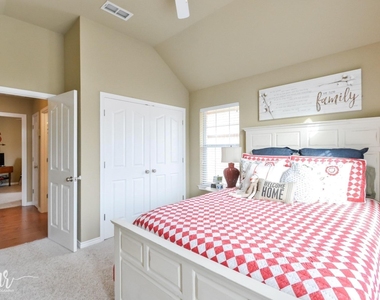 3234 Valley Forge Road - Photo Thumbnail 8