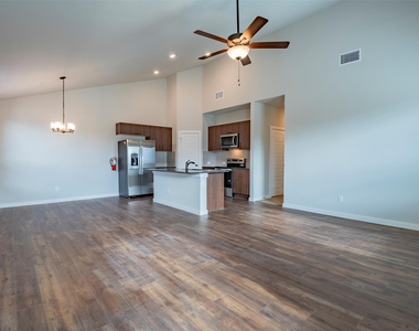 609 Wheatfield Drive - Photo Thumbnail 1
