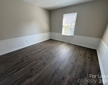 708 Langtree Road - Photo Thumbnail 4