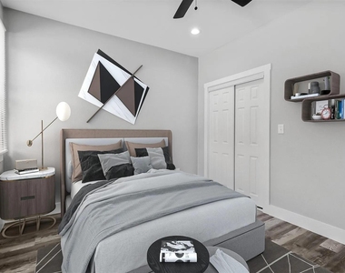 1104 W Elm Street - Photo Thumbnail 13