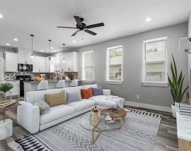 1104 W Elm Street - Photo Thumbnail 1