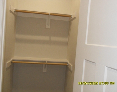 401-403 W Fourth Street - Photo Thumbnail 5