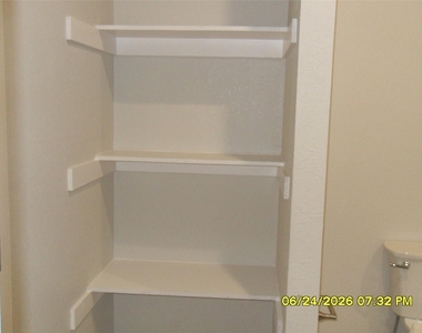 401-403 W Fourth Street - Photo Thumbnail 7