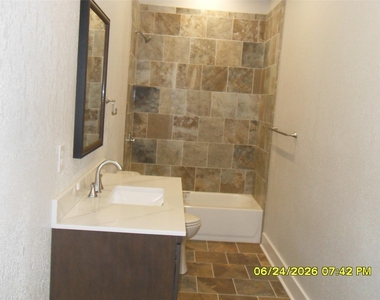 401-403 W Fourth Street - Photo Thumbnail 12