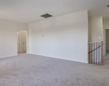 2916 Forestwood Drive - Photo Thumbnail 22