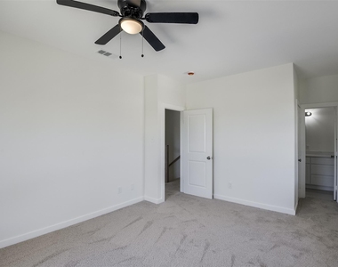2916 Forestwood Drive - Photo Thumbnail 30