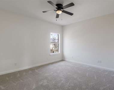 2916 Forestwood Drive - Photo Thumbnail 32