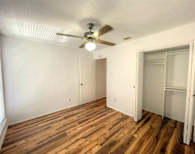 1034 Mckinley Street - Photo Thumbnail 19