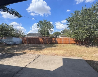 4501 Princeton Drive - Photo Thumbnail 10