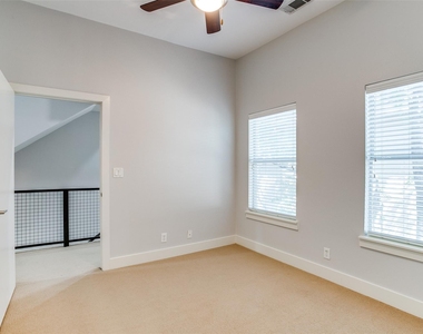 3824 Brown Street - Photo Thumbnail 15