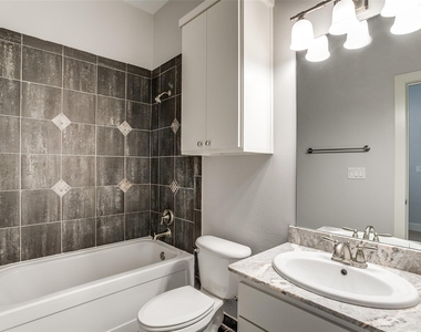 3824 Brown Street - Photo Thumbnail 16
