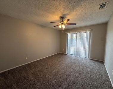 1407 La Fonda Drive - Photo Thumbnail 14