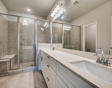 2429 Merriweather Lane - Photo Thumbnail 16