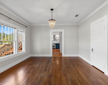 803 S Trinity Street - Photo Thumbnail 14