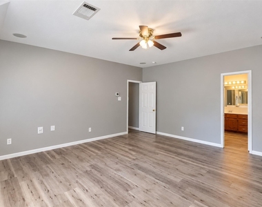 4205 Jasper Court - Photo Thumbnail 16