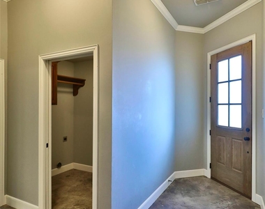 3812 Carrera Lane - Photo Thumbnail 10