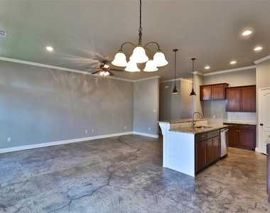 3812 Carrera Lane - Photo Thumbnail 19