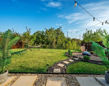 10505 Amarillo Lane - Photo Thumbnail 35