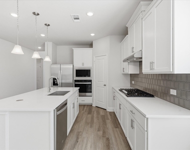 2620 Fargo Place - Photo Thumbnail 5