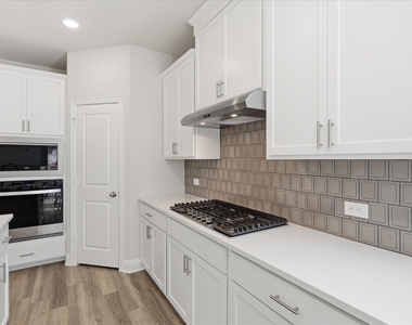 2620 Fargo Place - Photo Thumbnail 6