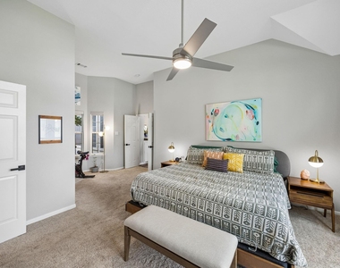 3104 Congress Avenue - Photo Thumbnail 13
