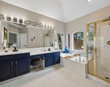 3104 Congress Avenue - Photo Thumbnail 11