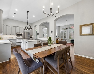 3104 Congress Avenue - Photo Thumbnail 15