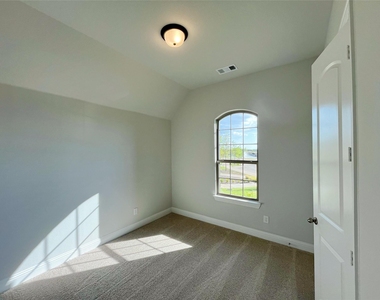 2808 Crane Court - Photo Thumbnail 21