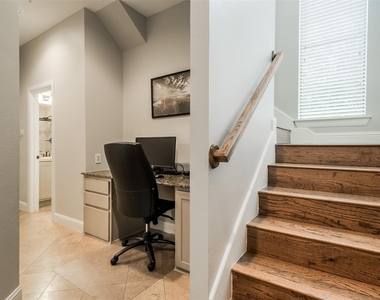 3118 Carmel Street - Photo Thumbnail 3