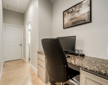 3118 Carmel Street - Photo Thumbnail 4