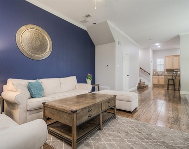 3118 Carmel Street - Photo Thumbnail 11