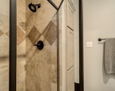 3118 Carmel Street - Photo Thumbnail 28