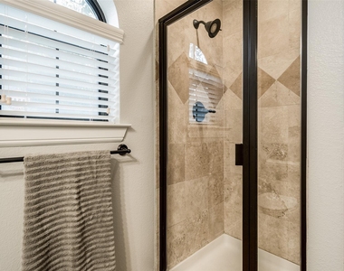 3118 Carmel Street - Photo Thumbnail 8