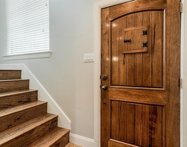 3118 Carmel Street - Photo Thumbnail 2